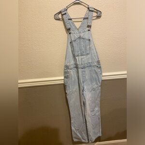 Very cute Old Navy overalls. Perfect for fall!